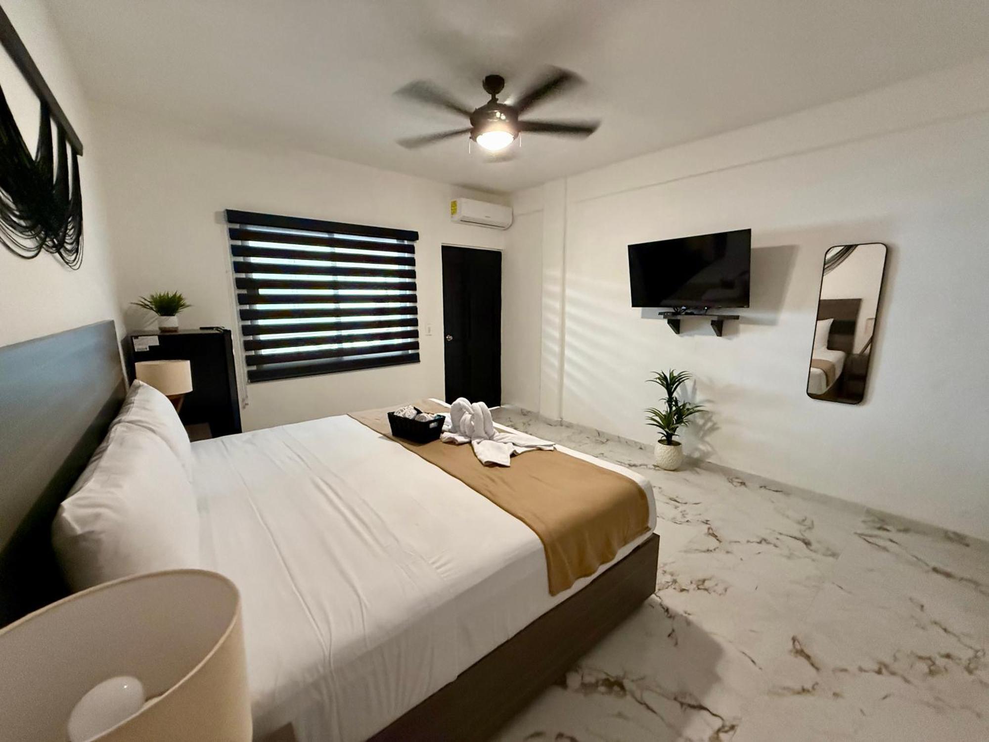 فندق Casa Tortuga 5Th Ave بلايا ديل كارمن المظهر الخارجي الصورة