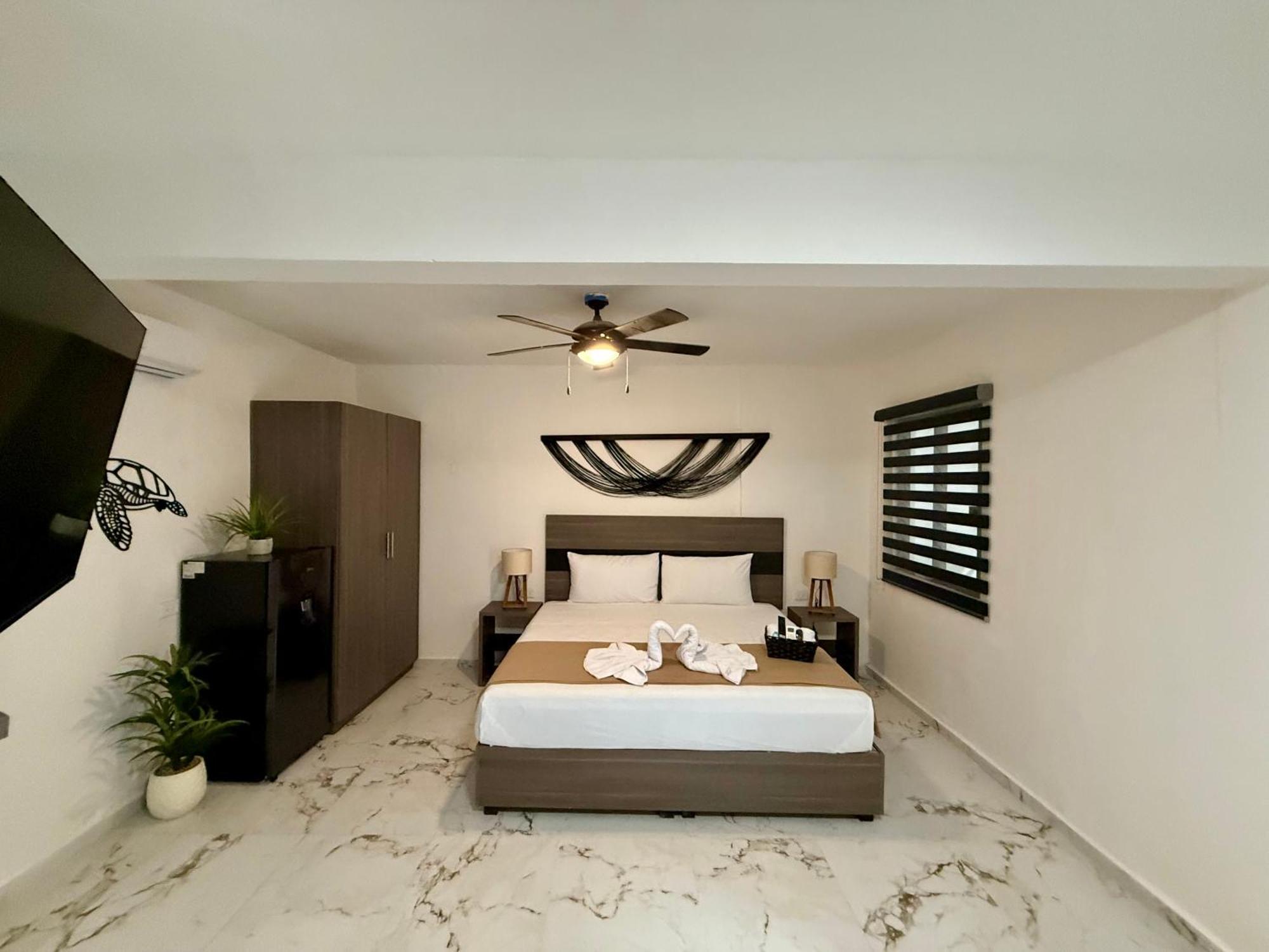 فندق Casa Tortuga 5Th Ave بلايا ديل كارمن المظهر الخارجي الصورة