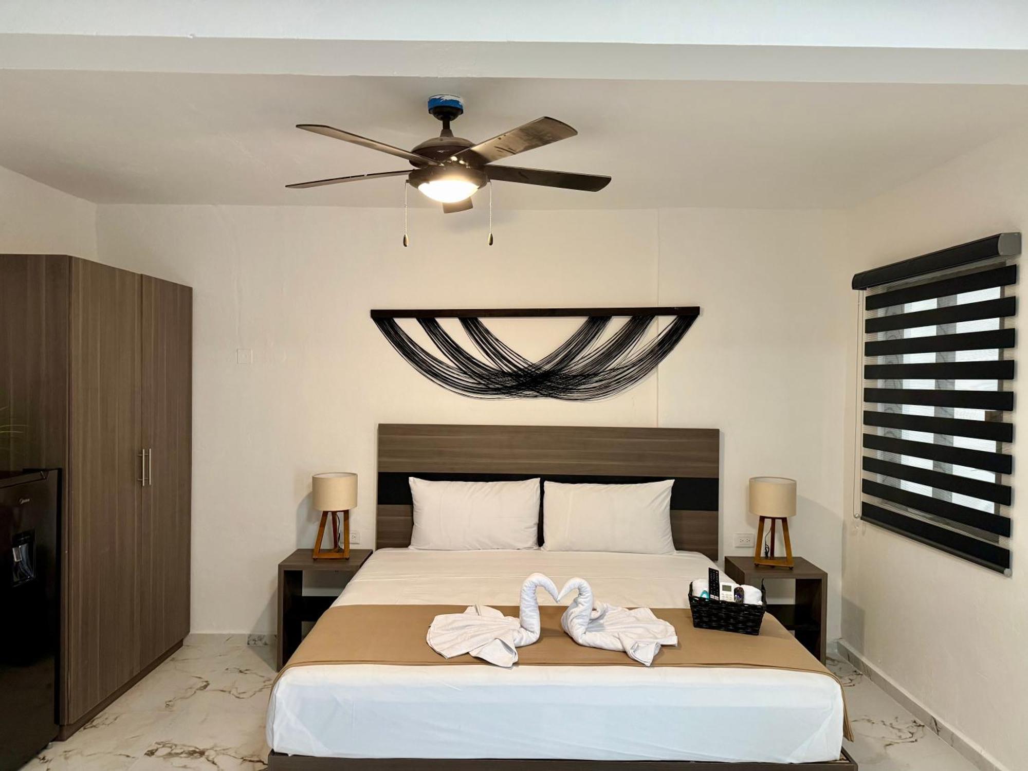 فندق Casa Tortuga 5Th Ave بلايا ديل كارمن المظهر الخارجي الصورة